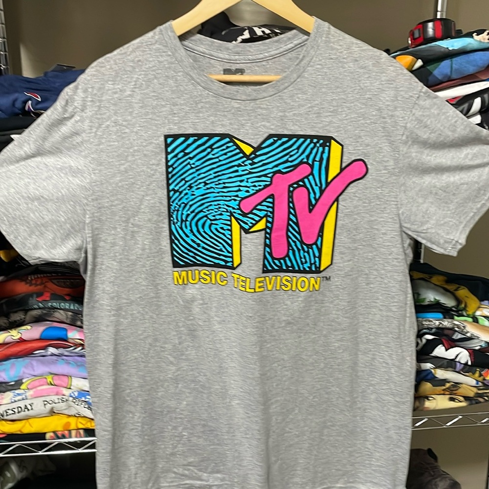 MTV TEE 🎸🔥